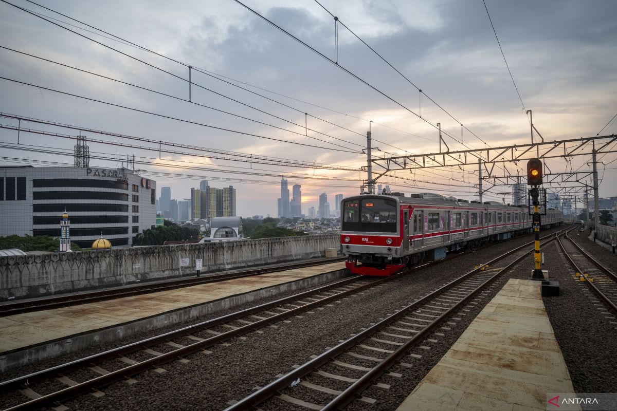 Rute KRL Jabodetabek lengkap berikut tarifnya